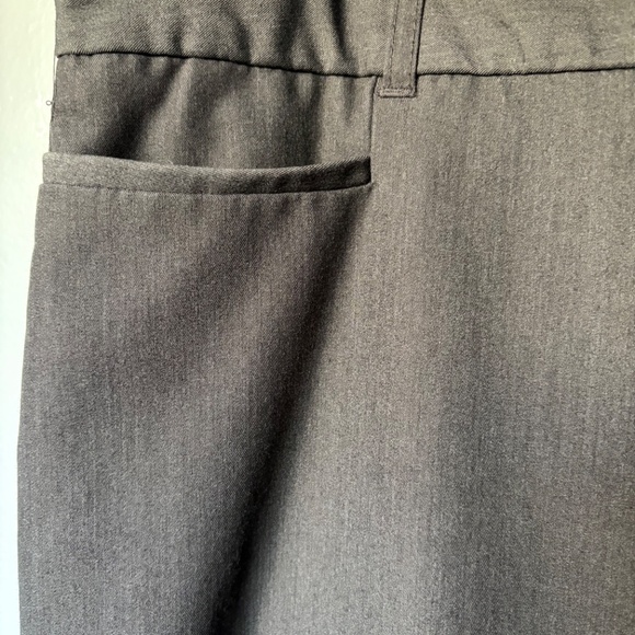 Women’s dress pants - Picture 4 of 5
